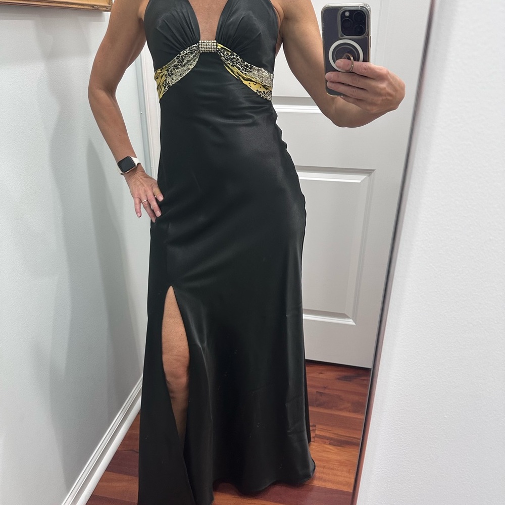 La Femme Elegant Black and Gold Evening Gown